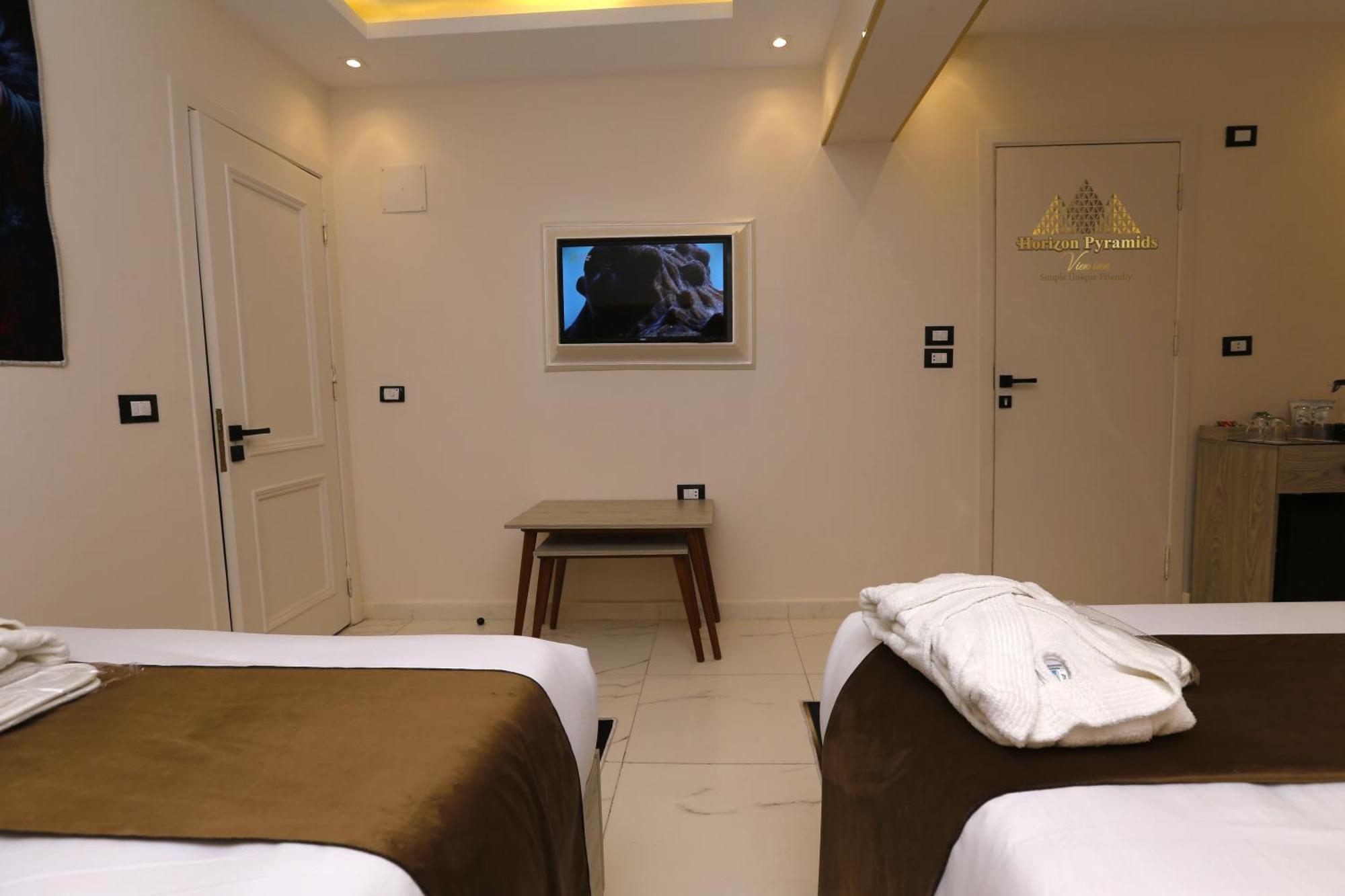 Horizon Pyramids View Inn Kafret el-Gabal Екстериор снимка