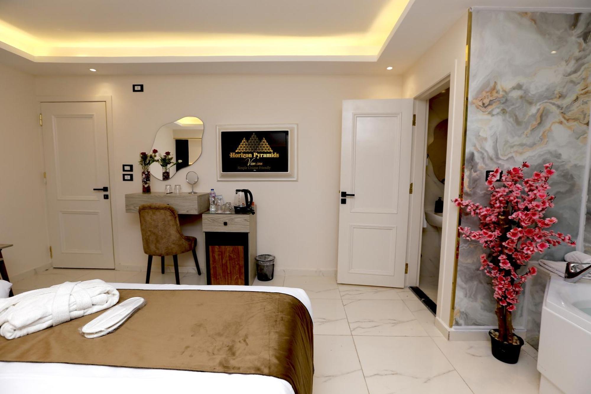 Horizon Pyramids View Inn Kafret el-Gabal Екстериор снимка