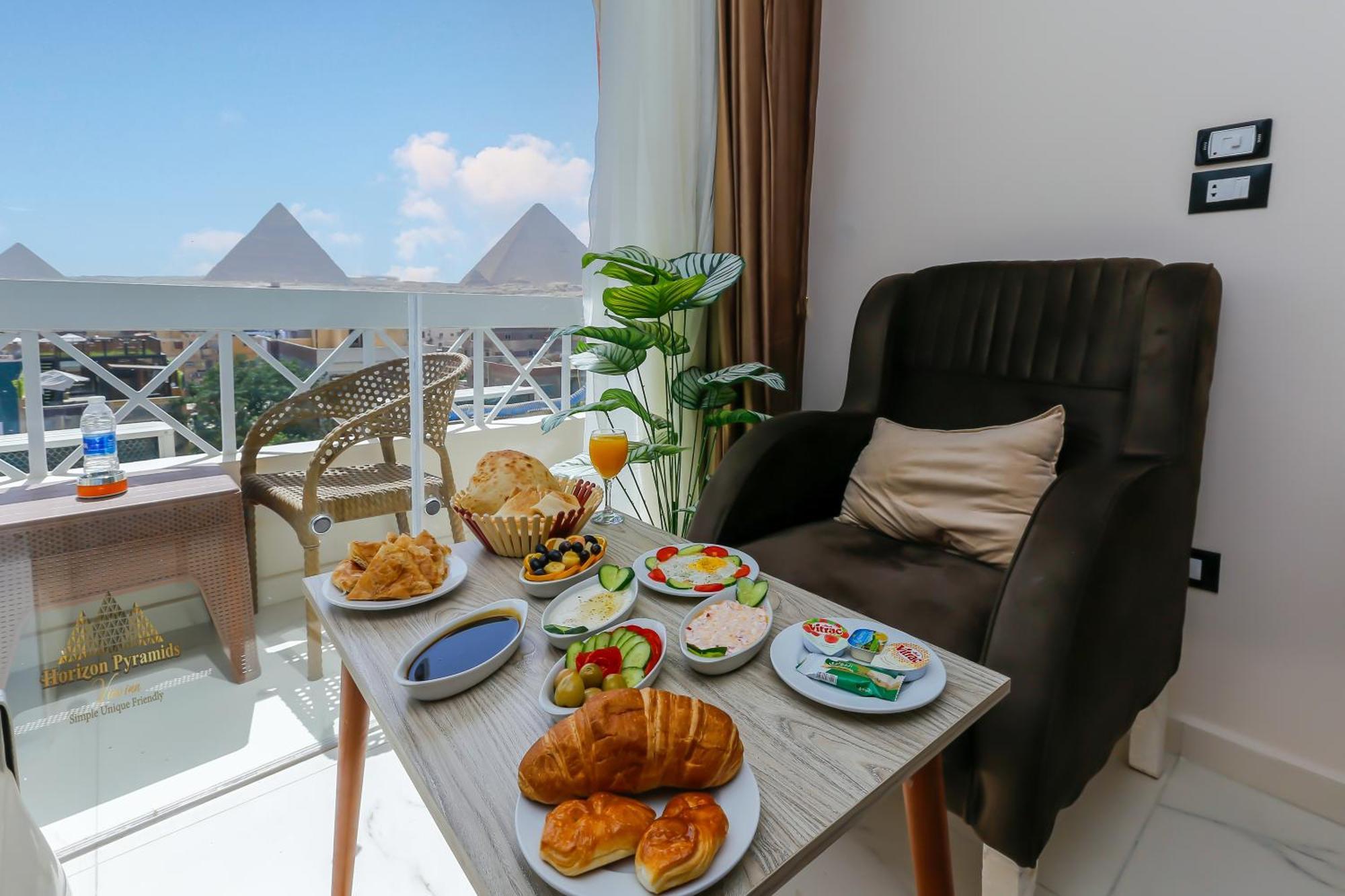 Horizon Pyramids View Inn Kafret el-Gabal Екстериор снимка